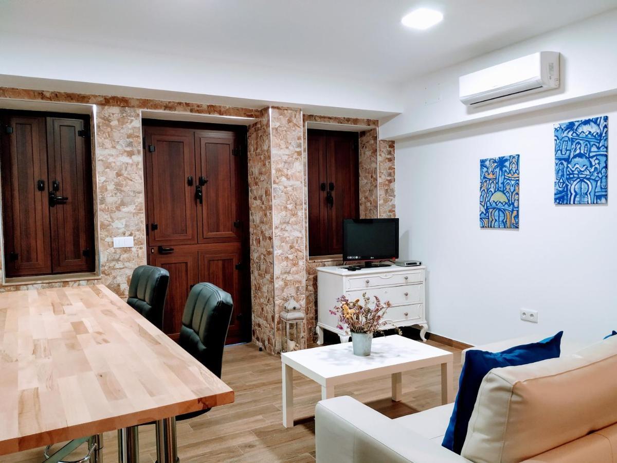 Loft Jazmin Junto A Puente Romano Cordoba Exterior photo
